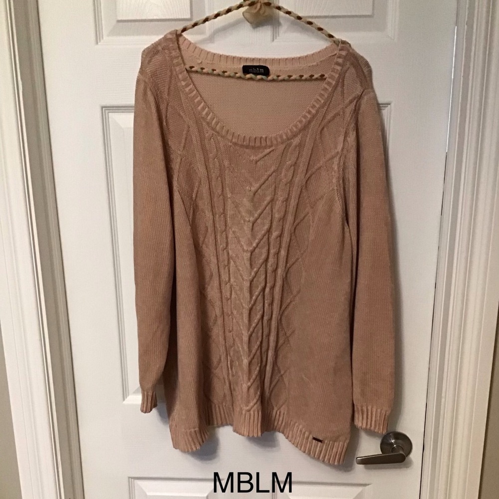 Plus Size MBLM Light knit sweater